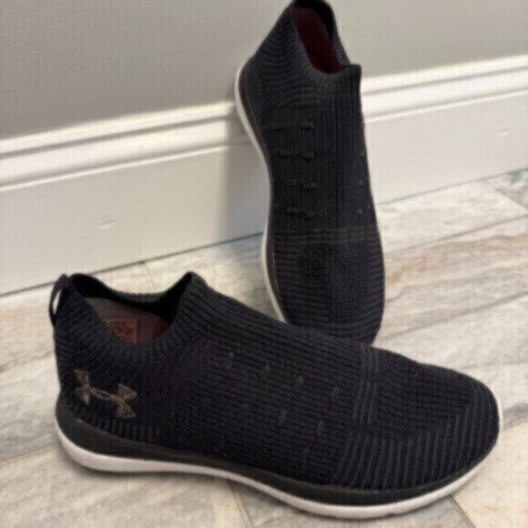 Under Armour women's size 9 Black sneakers ONCE WORN ONLY! - Picture 1 of 9
